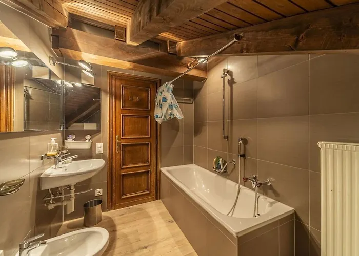 Appartement Chesa Ste Attic - Celerina *